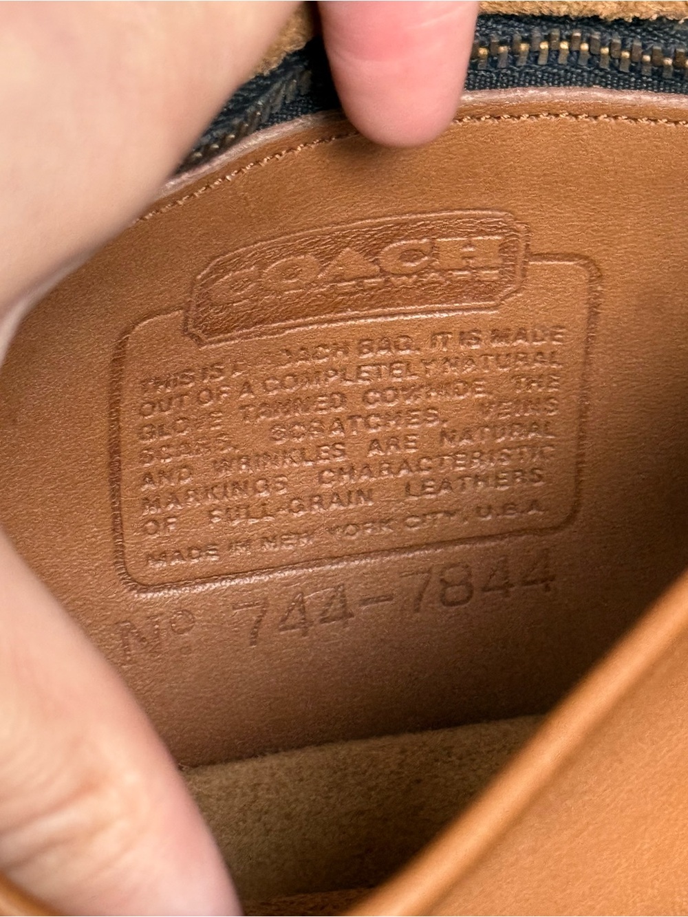 Vintage Coach Dinky Tan Bag - Picture 8 of 12